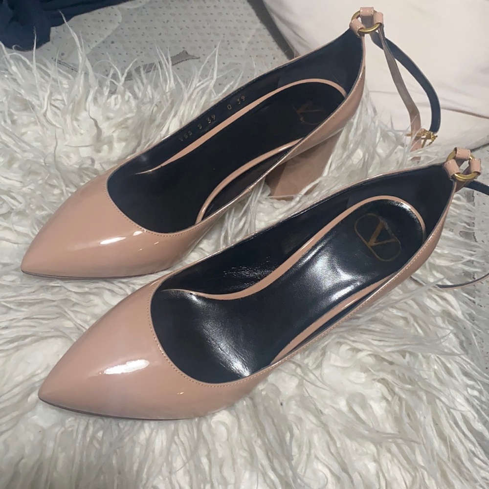 Valentino size 39
